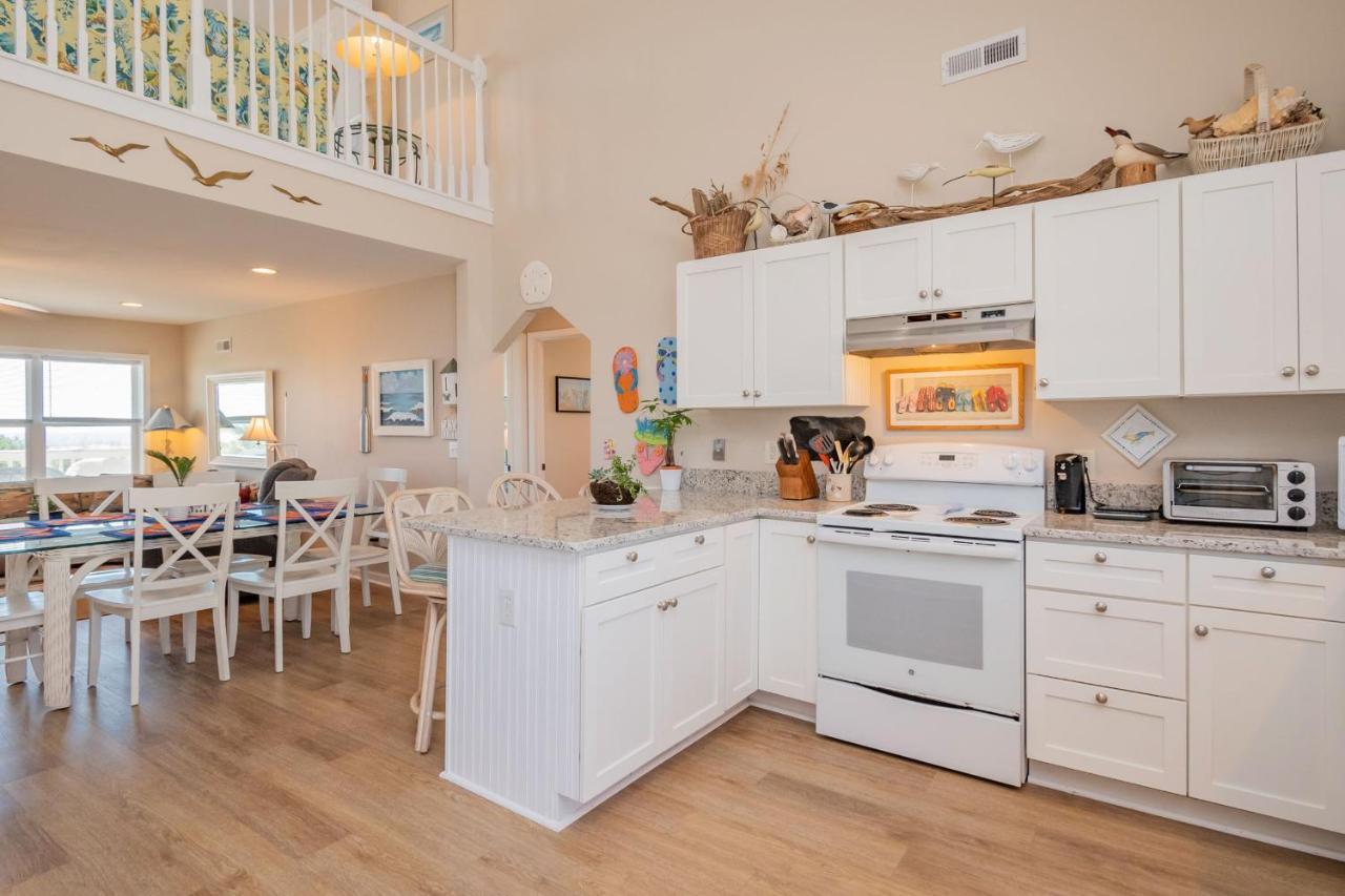 Katie Lou'S Place By Oak Island Accommodations Caswell Beach 외부 사진
