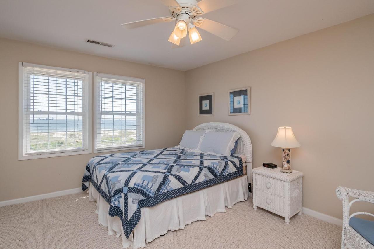 Katie Lou'S Place By Oak Island Accommodations Caswell Beach 외부 사진
