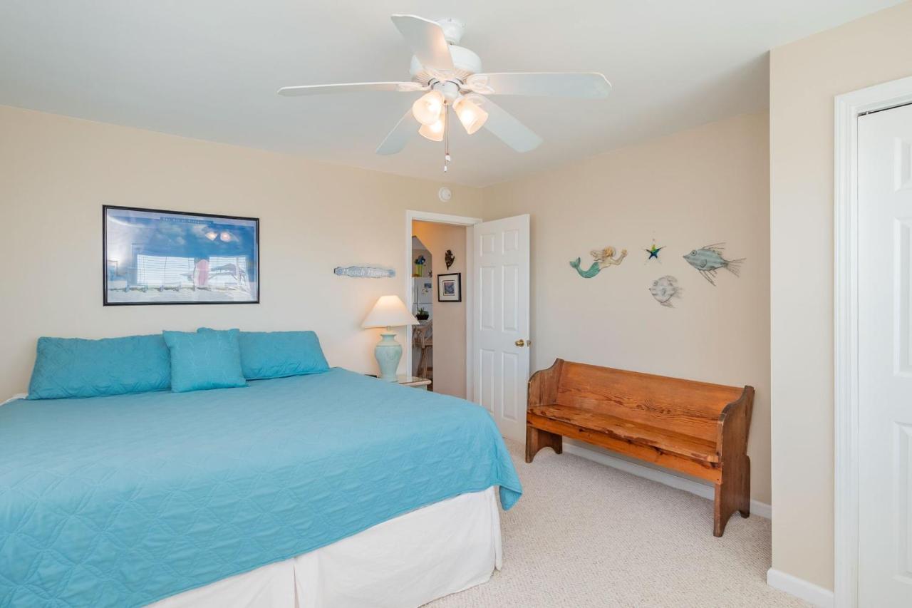Katie Lou'S Place By Oak Island Accommodations Caswell Beach 외부 사진