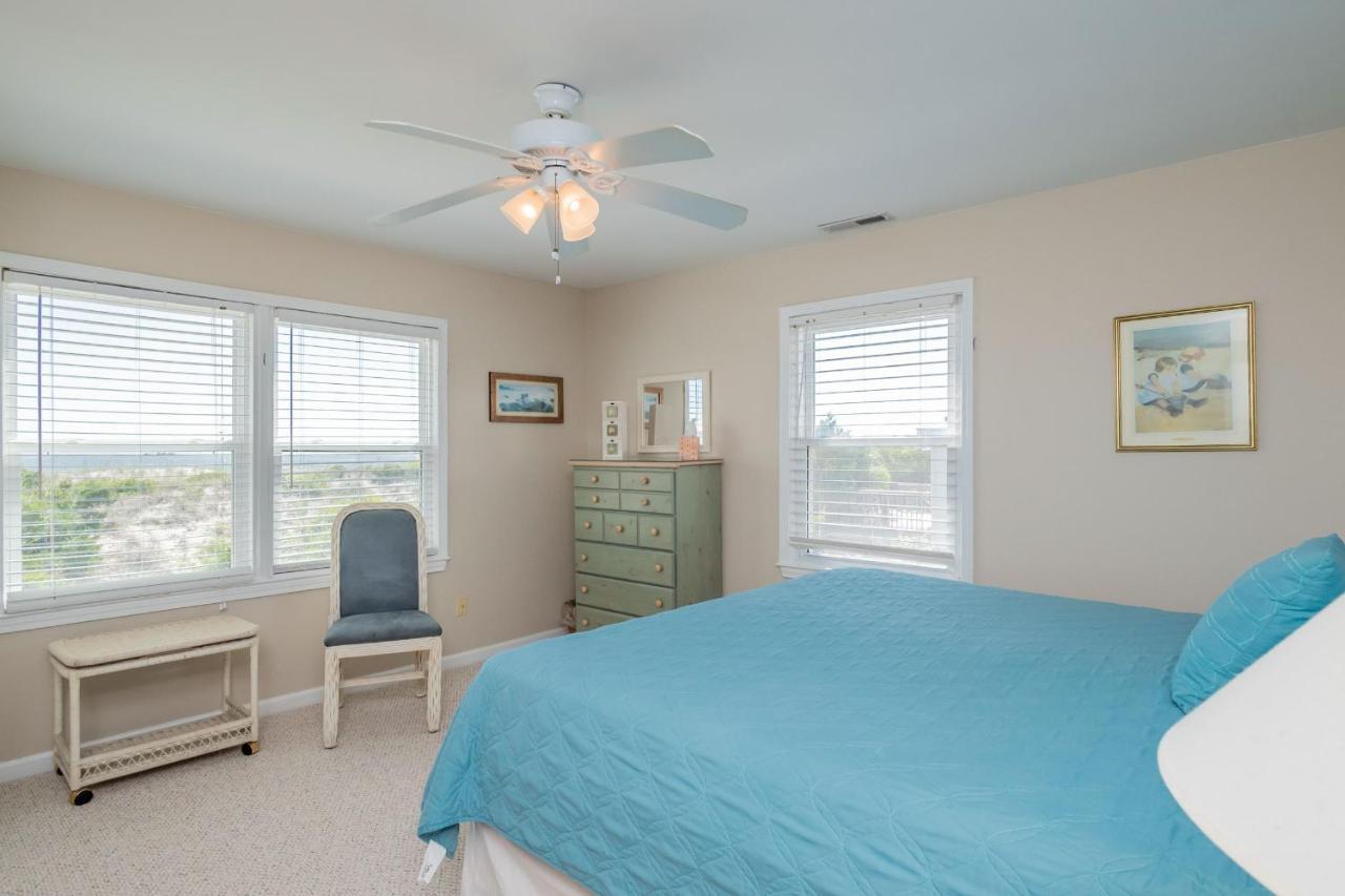 Katie Lou'S Place By Oak Island Accommodations Caswell Beach 외부 사진