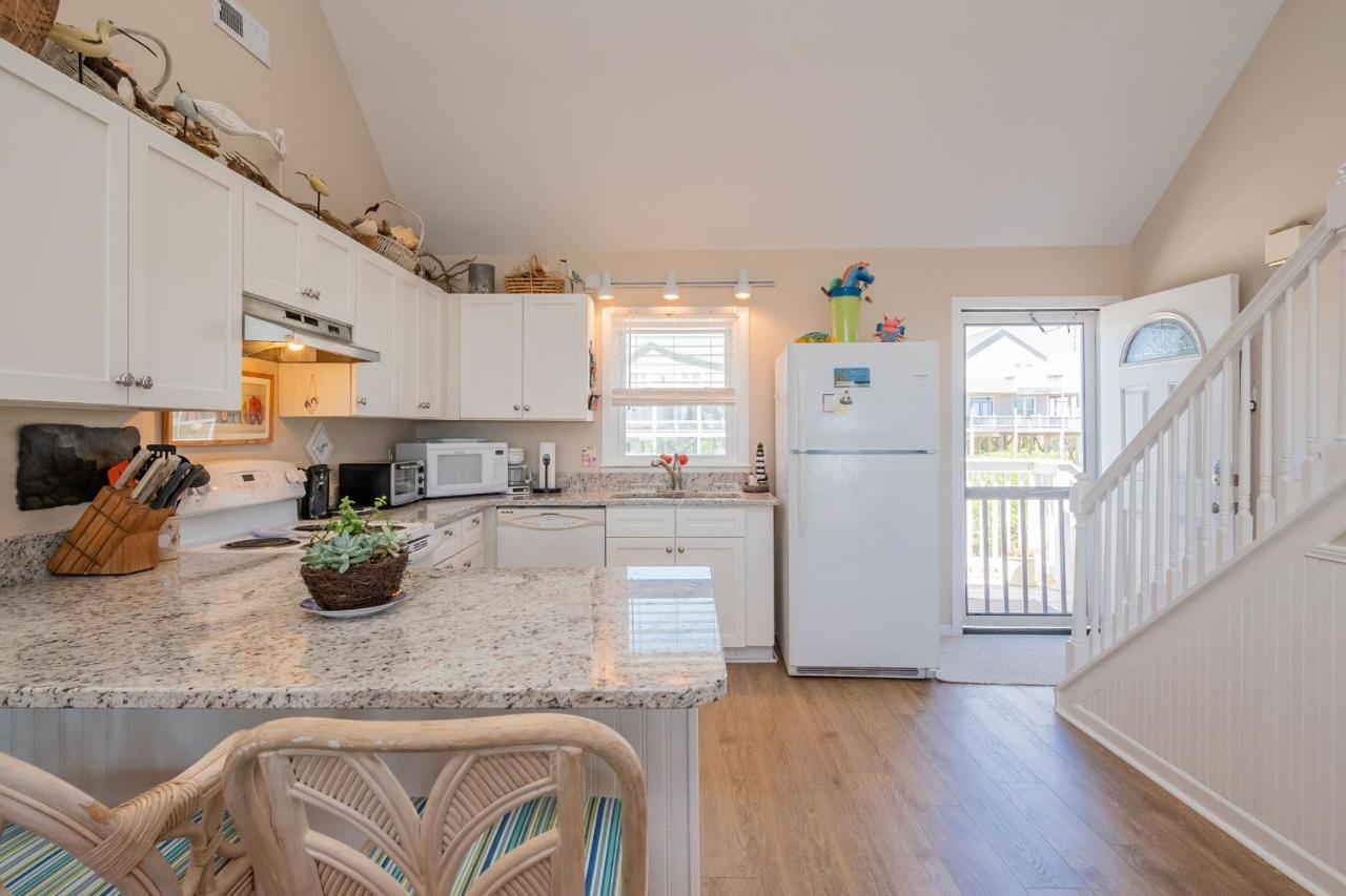 Katie Lou'S Place By Oak Island Accommodations Caswell Beach 외부 사진