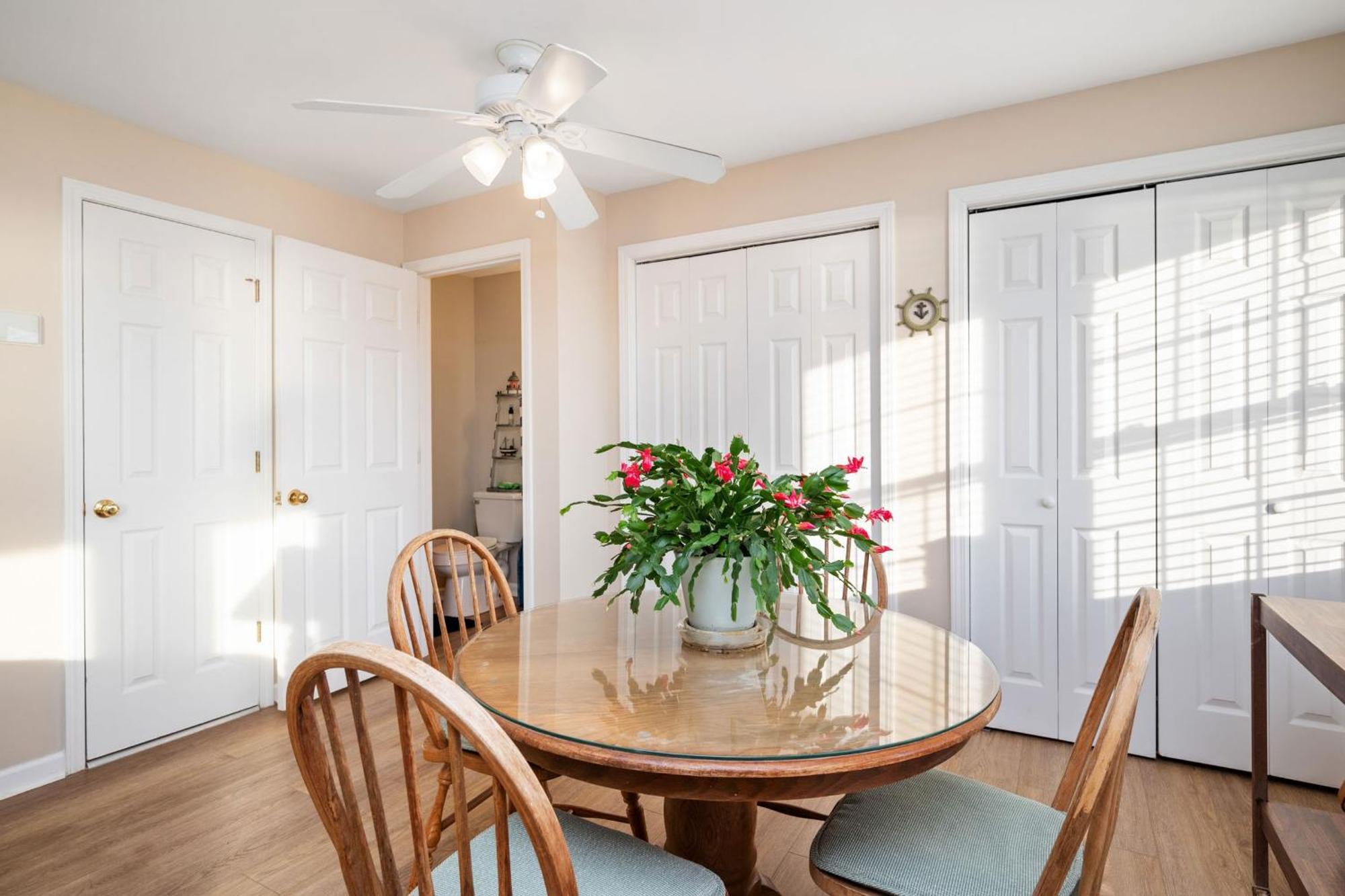 Katie Lou'S Place By Oak Island Accommodations Caswell Beach 외부 사진